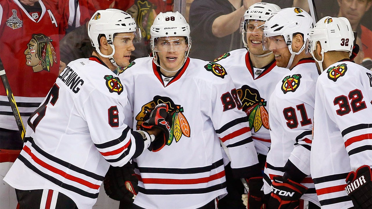 Blackahawks douse Flames after Kane's goal breaks tie in 3rd